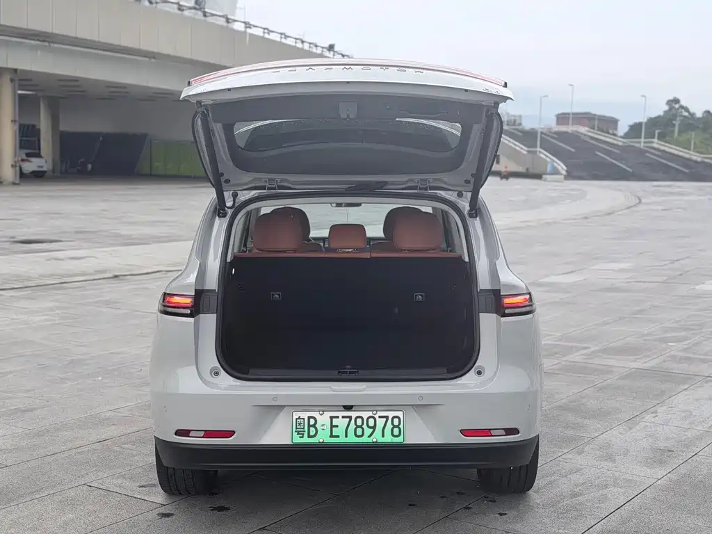 Leapmotor Leapmotor C10 — миниатюра 10