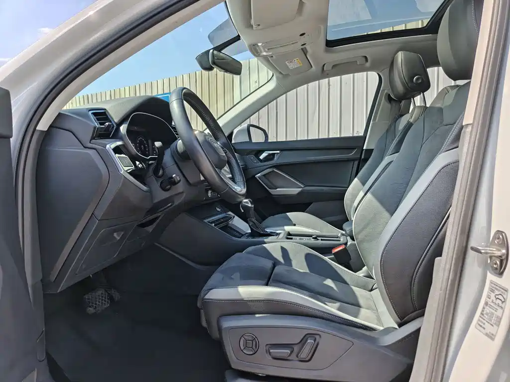 Audi Q3 — миниатюра 4