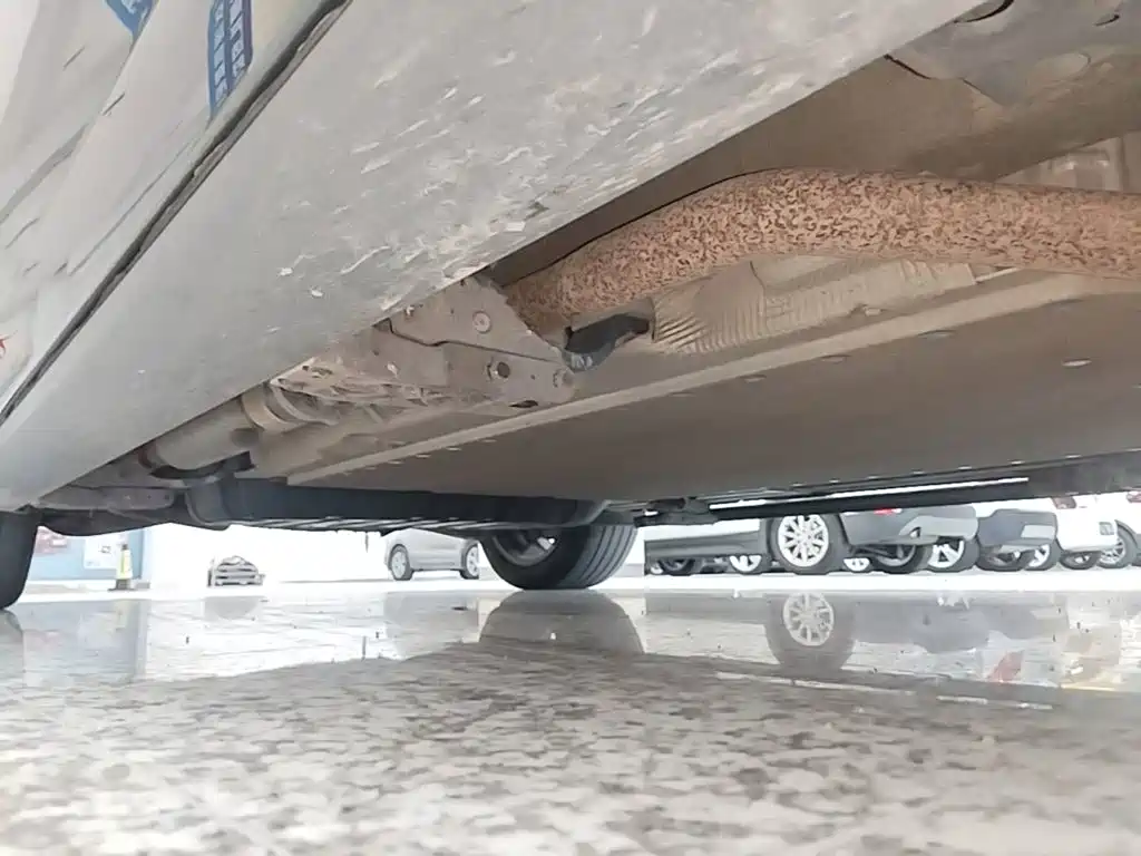 Li Auto Li L8 — миниатюра 21