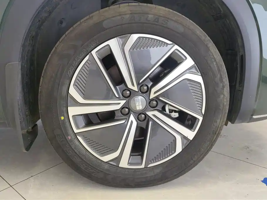 Geely Galaxy Galaxy 7 7 2025 120km +