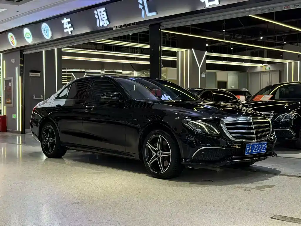 MERCEDES-BENZ  E CLASS