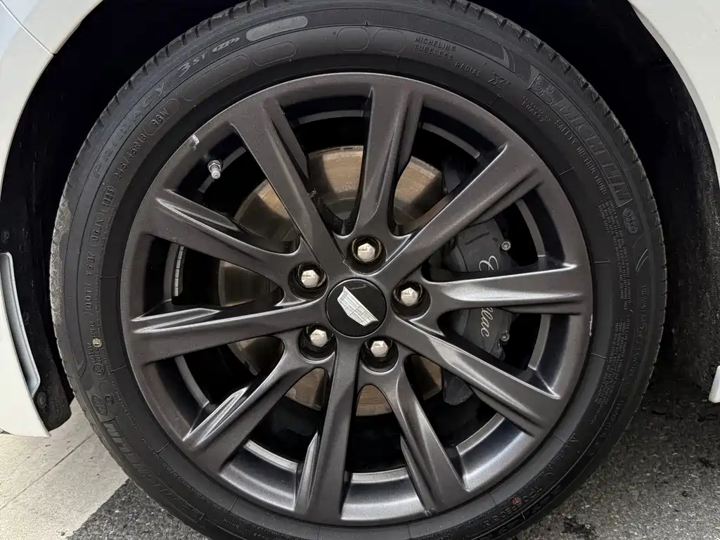 Cadillac CT5 — миниатюра 13