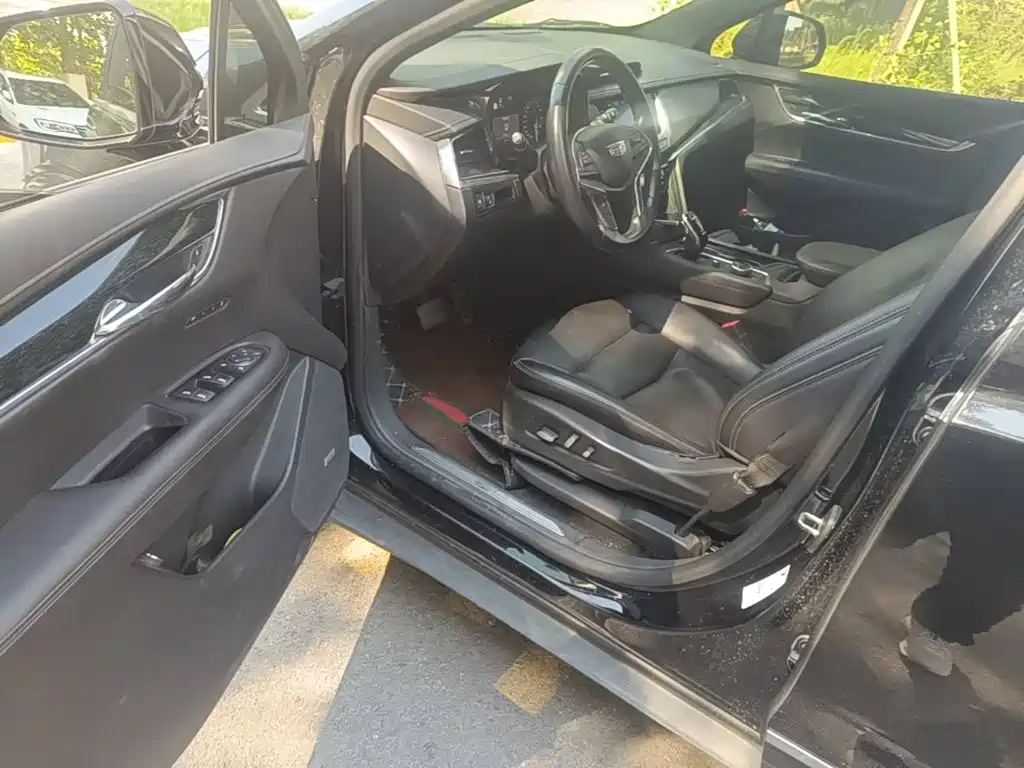 Cadillac XT5 — миниатюра 16