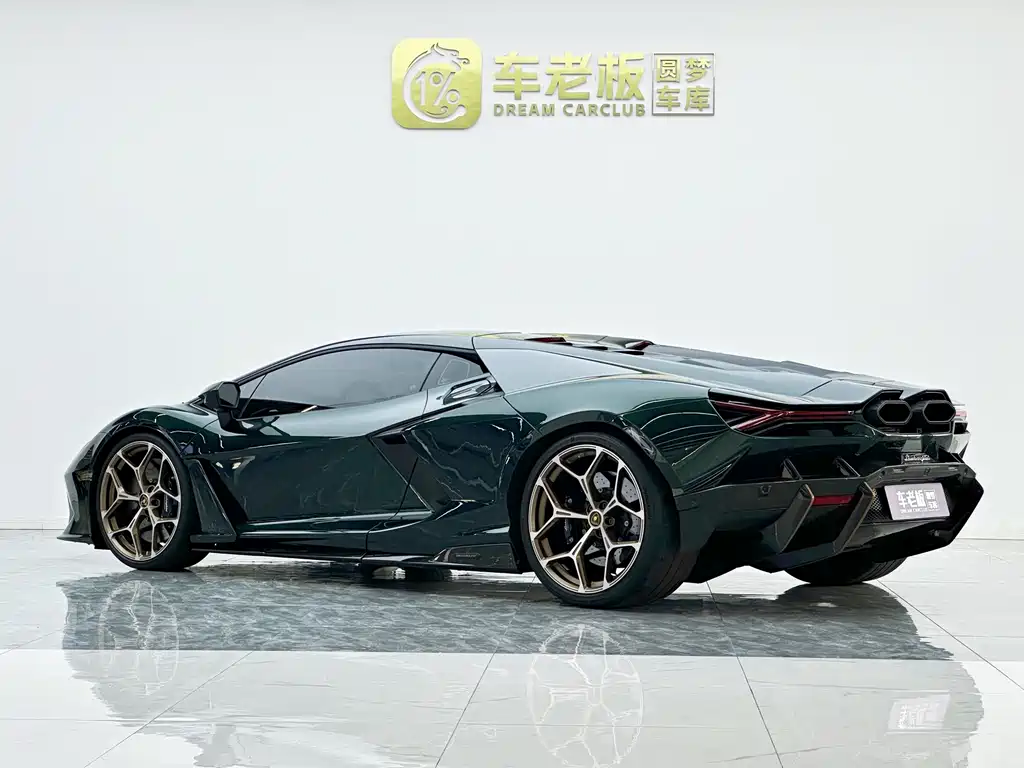 Lamborghini Revuelto — миниатюра 7