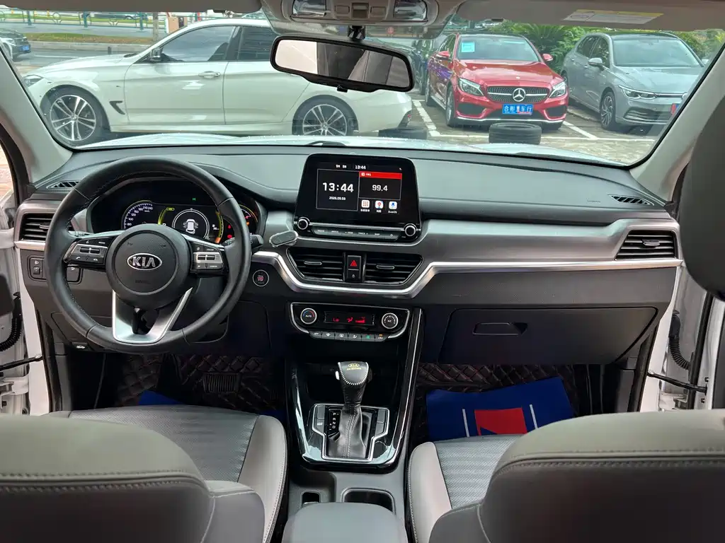Kia Sportage — миниатюра 5