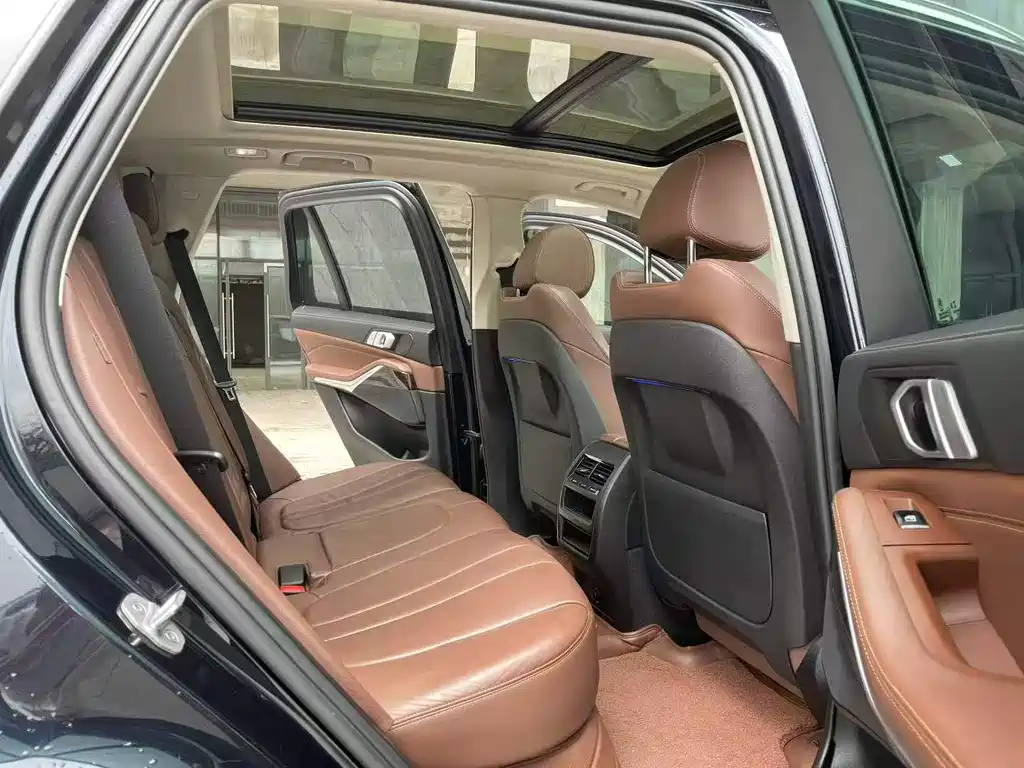 BMW X5 — миниатюра 5