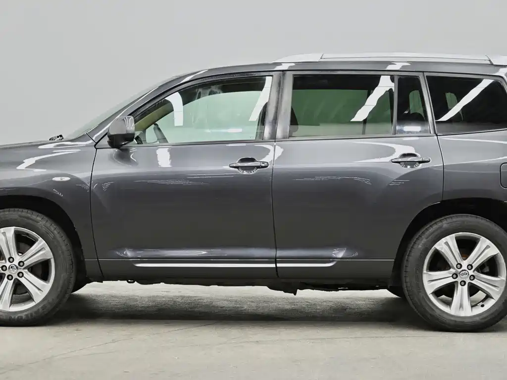 Toyota Highlander — миниатюра 29
