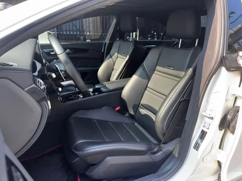 Mercedes-Benz CLS AMG — миниатюра 10