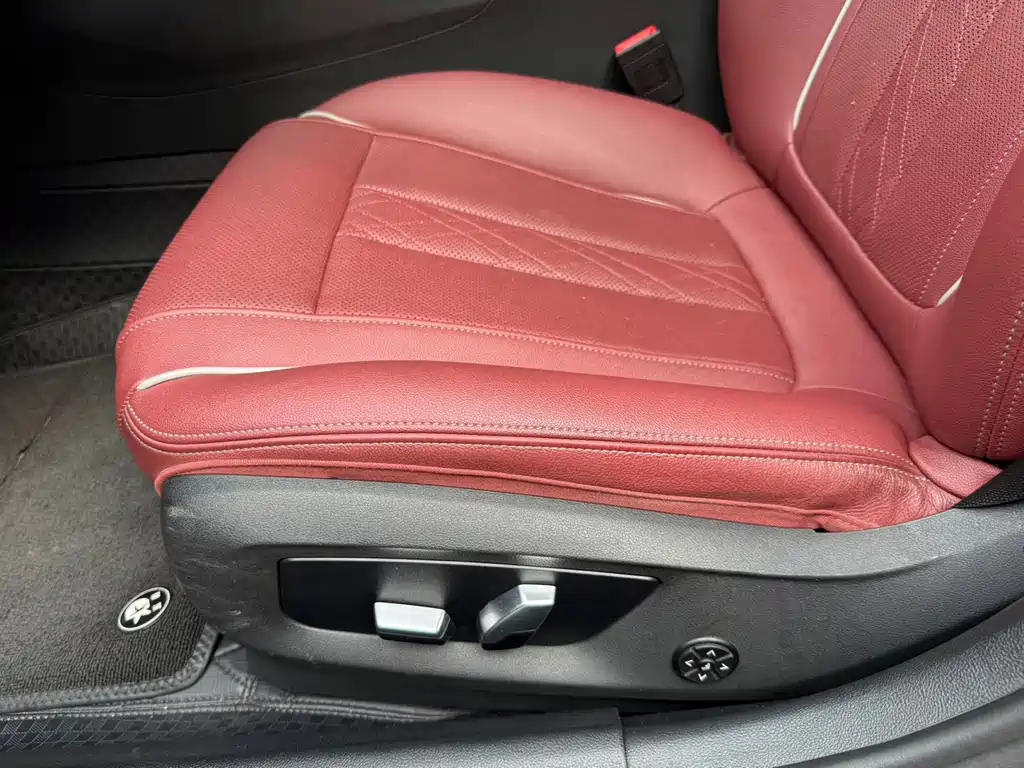 BMW 5 Series — миниатюра 25