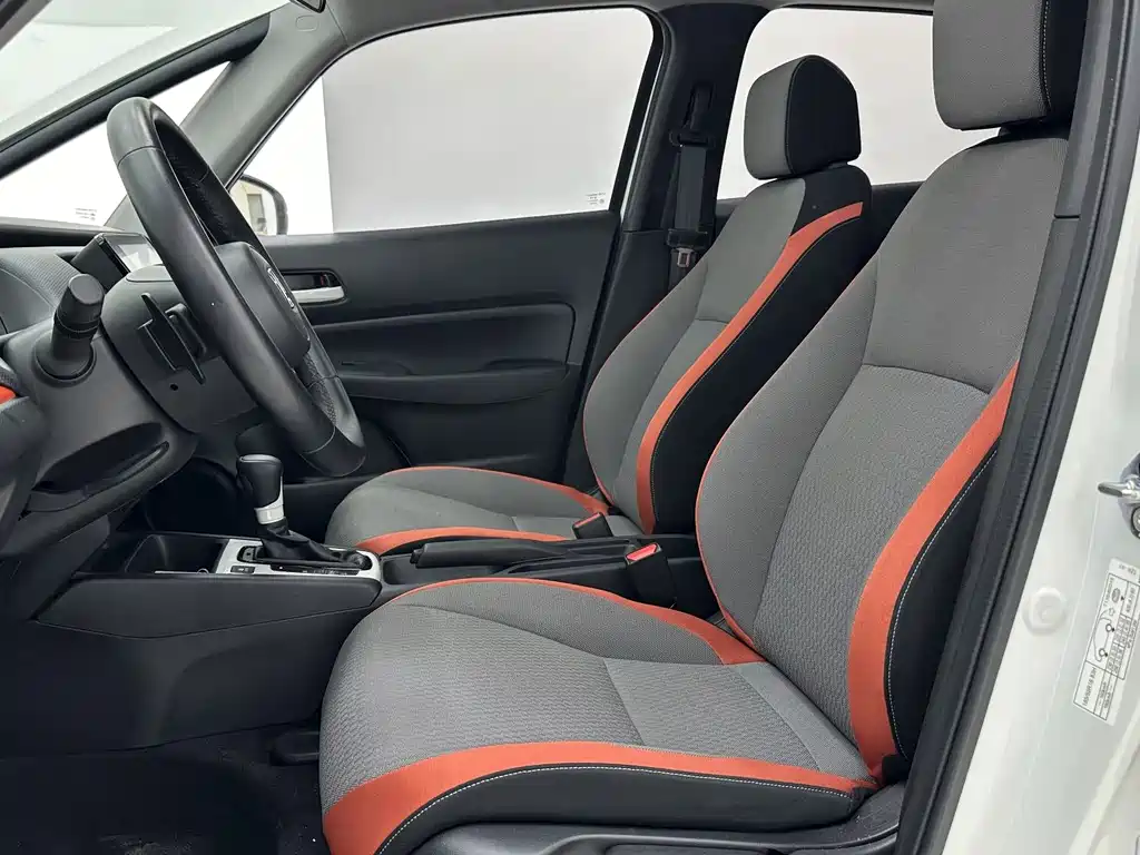 Honda Fit — миниатюра 7