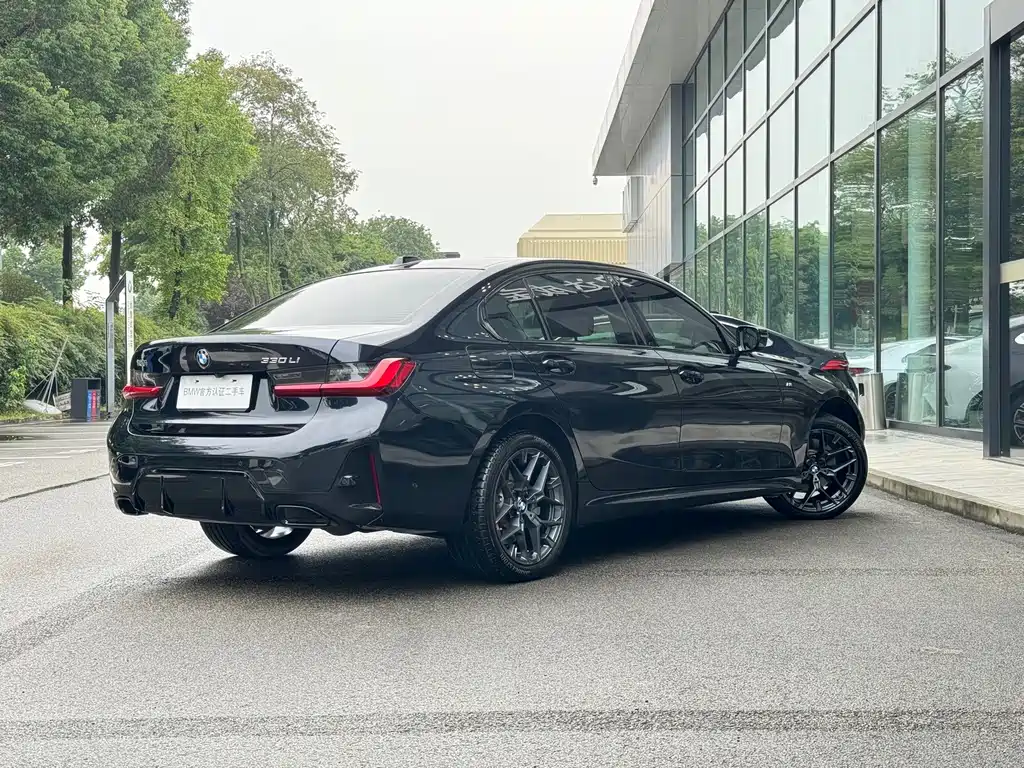 BMW 3 Series — миниатюра 7