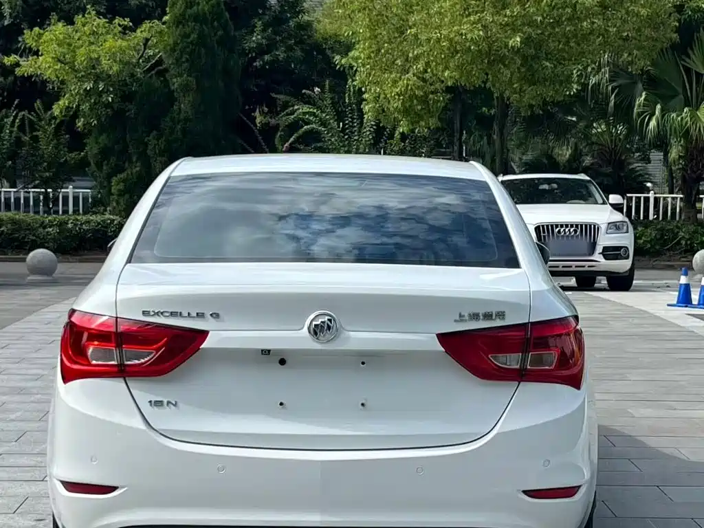 Buick Excelle — миниатюра 6