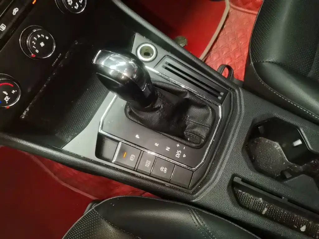 Volkswagen Lavida — миниатюра 14