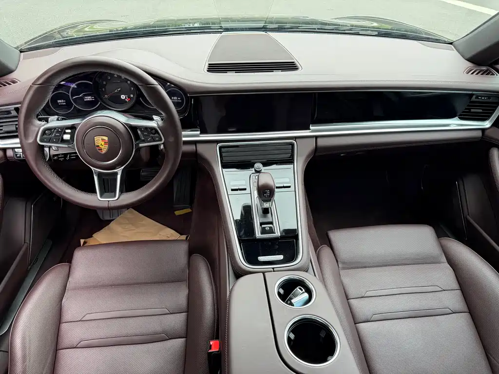 Porsche Panamera — миниатюра 10