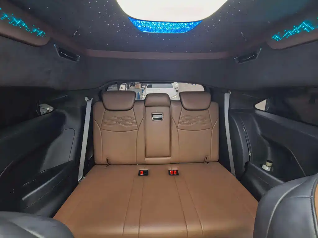Toyota Sienna — миниатюра 13