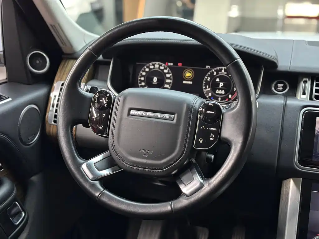 Land Rover Range Rover — миниатюра 12