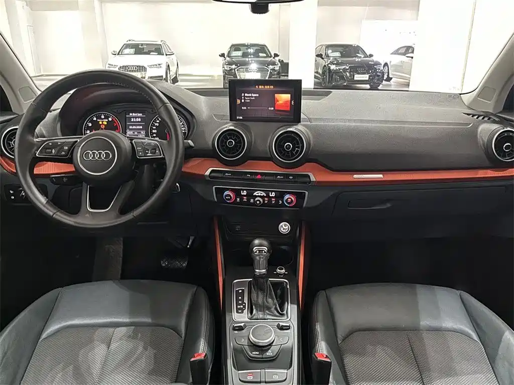 Audi Q2L — миниатюра 6