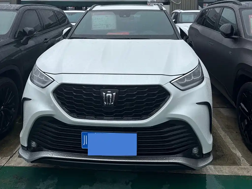 Toyota Crown Kluger — миниатюра 2