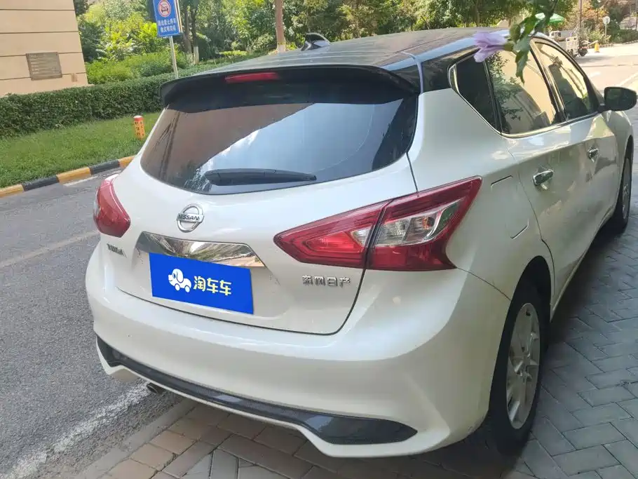 Nissan Tiida — миниатюра 3