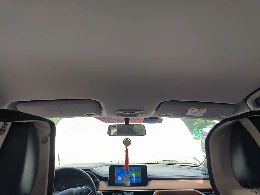 Wuling Hongguang S3 — миниатюра 9