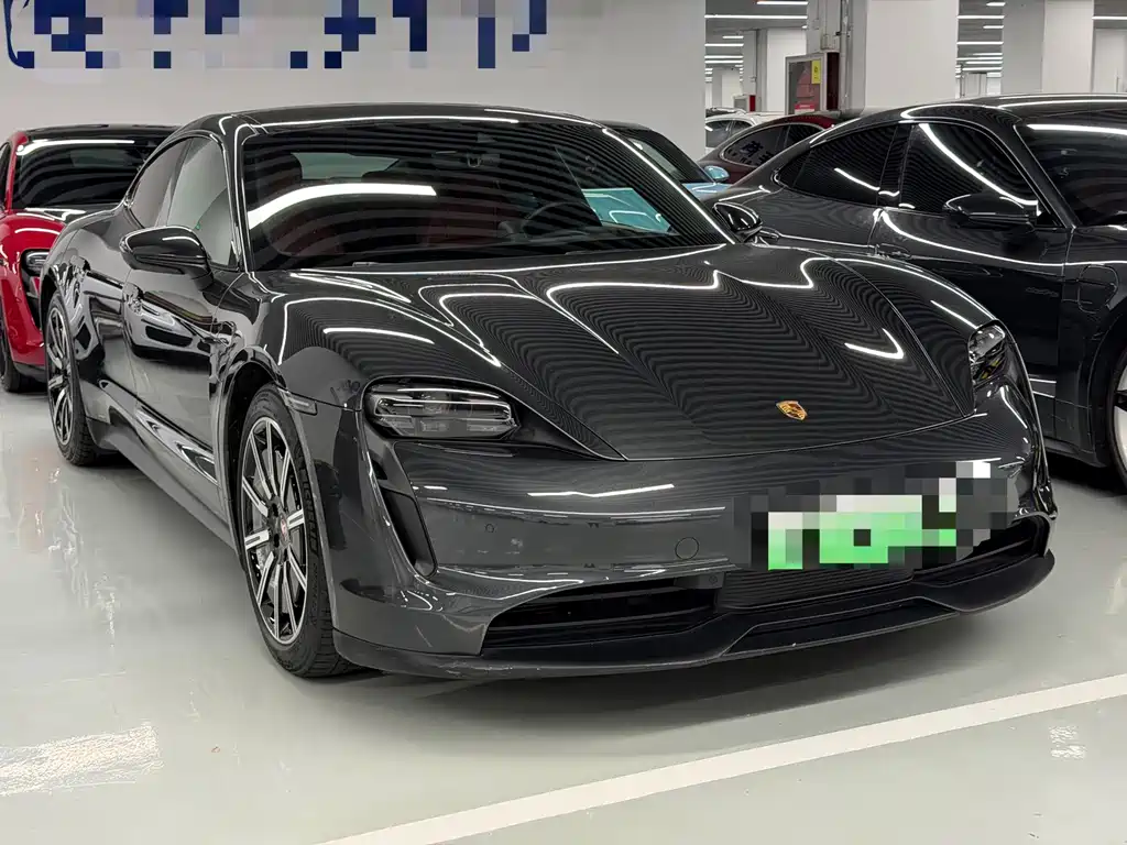 Porsche Taycan — миниатюра 2