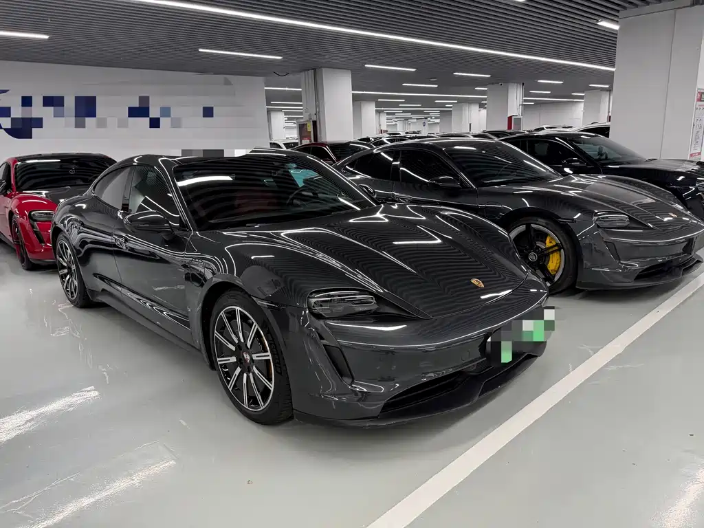 Porsche Taycan — миниатюра 4