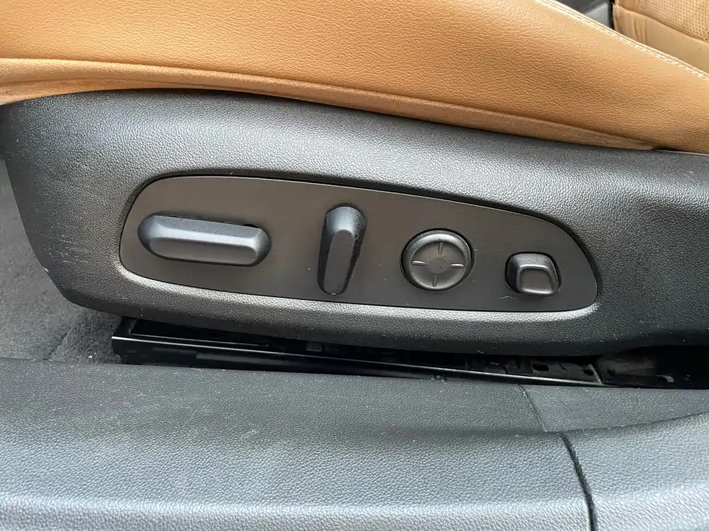 Buick LaCrosse — миниатюра 22
