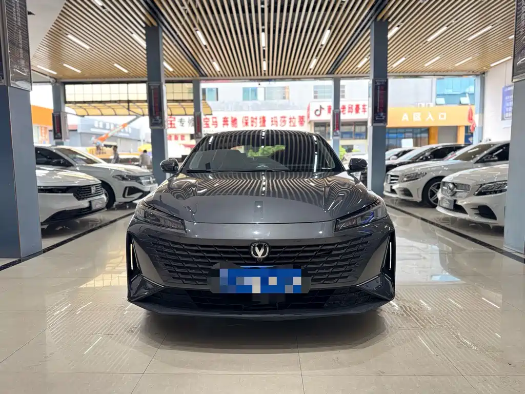Changan Yida — миниатюра 2