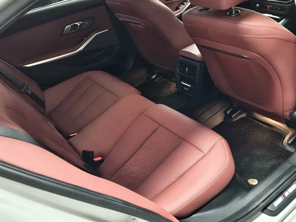 BMW 3 Series — миниатюра 5
