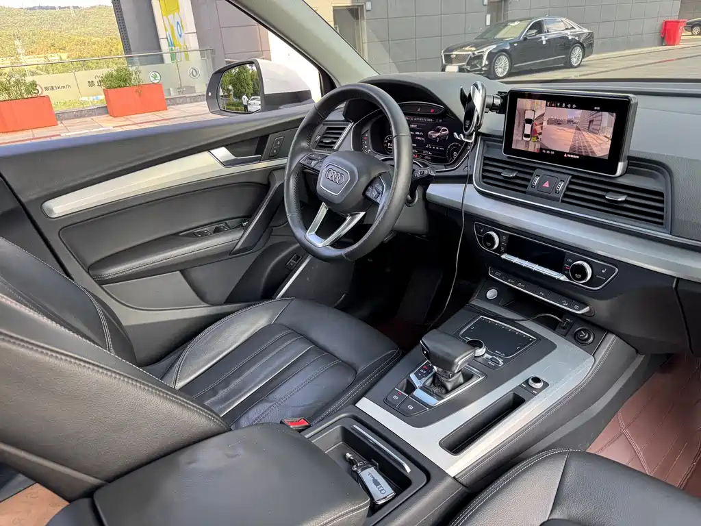 Audi Q5L — миниатюра 16
