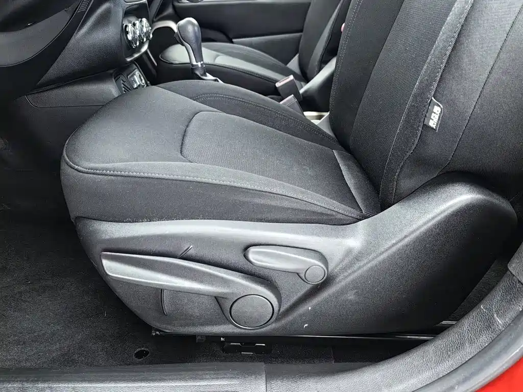 Jeep Renegade — миниатюра 20