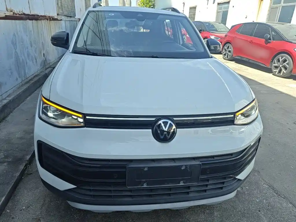 Volkswagen Tharu — миниатюра 3