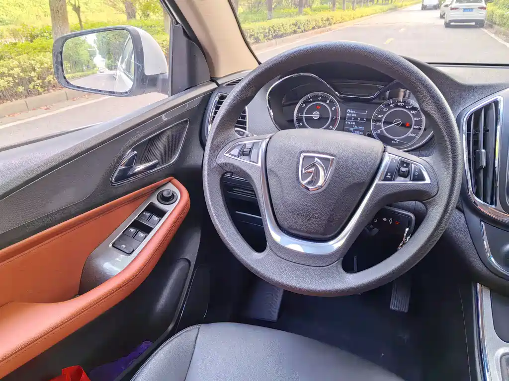 Baojun 560 — миниатюра 7
