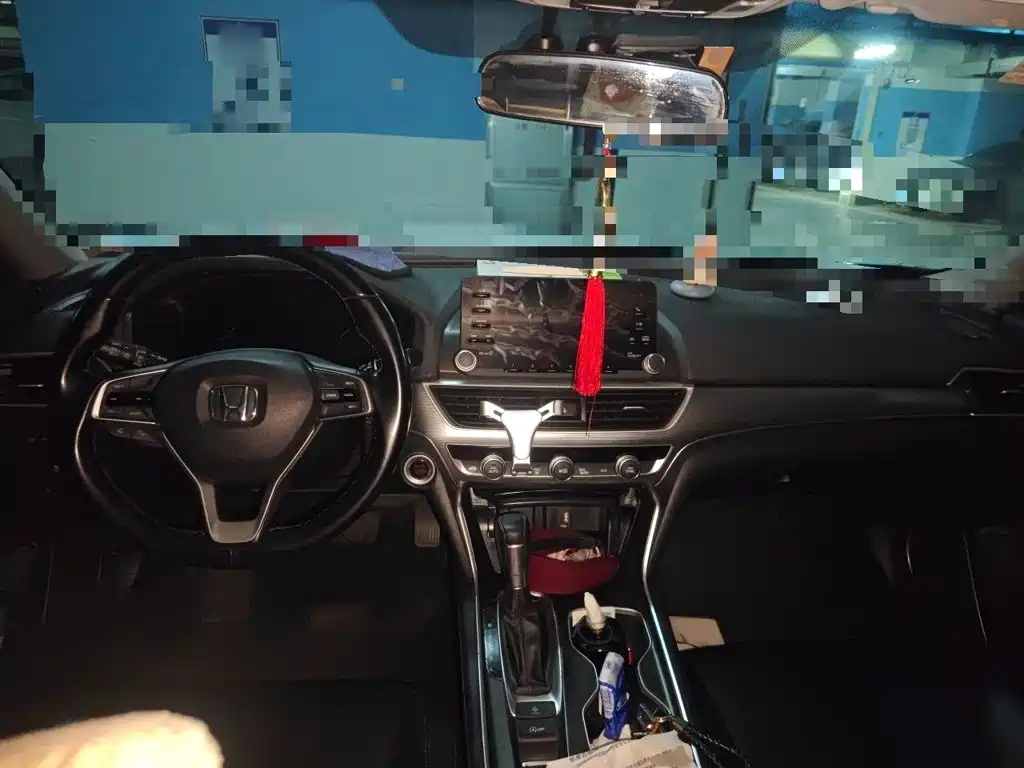 Honda Accord — миниатюра 13