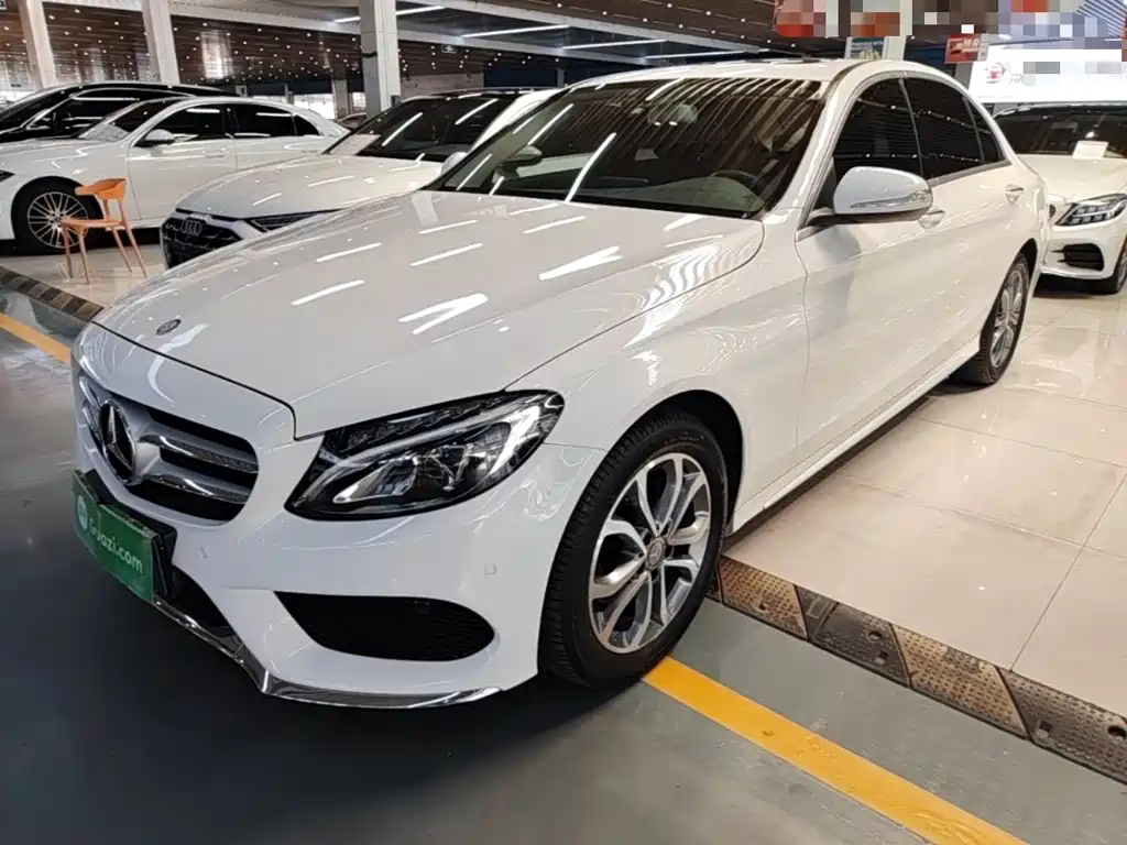 Mercedes-Benz C-Class — миниатюра 2