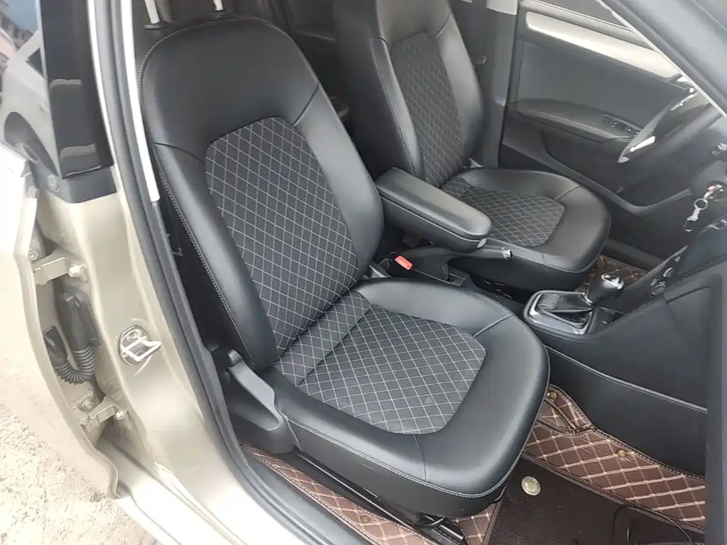 Skoda Rapid — миниатюра 25