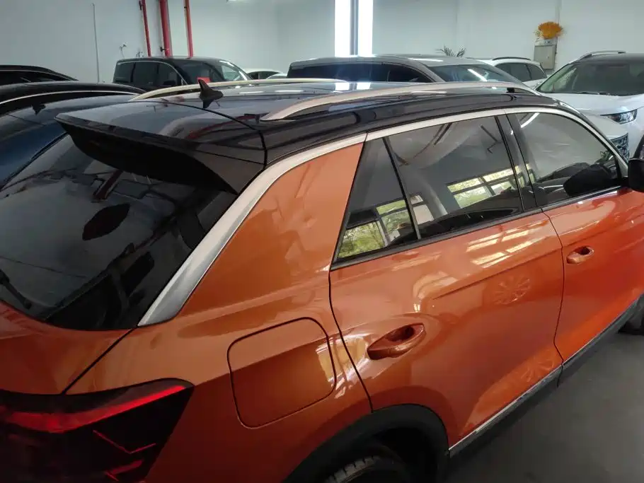 Volkswagen T-Roc — миниатюра 3
