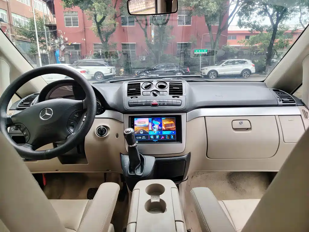 Mercedes-Benz Viano — миниатюра 4