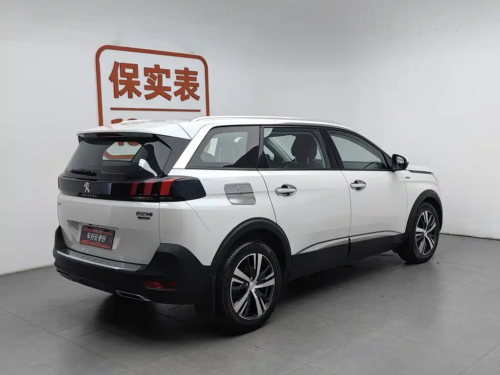 Peugeot 5008 — миниатюра 2