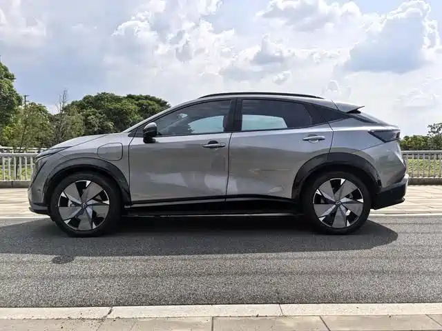 Nissan Ariya — миниатюра 5