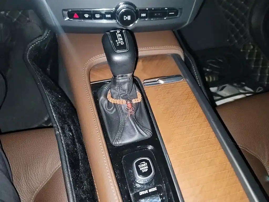 Volvo S90 — миниатюра 7