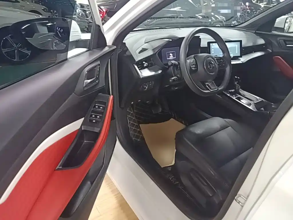 MG MG5 — миниатюра 16