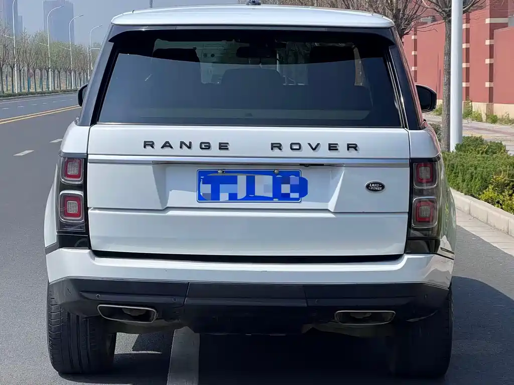 Land Rover Range Rover — миниатюра 3