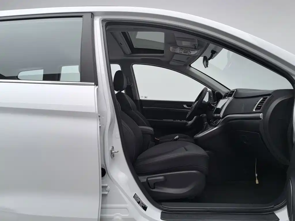 Haval M6 — миниатюра 23