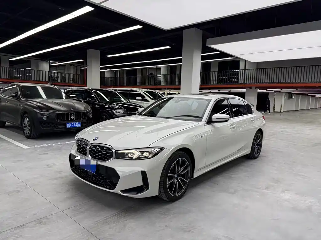 BMW 3 Series 2025
