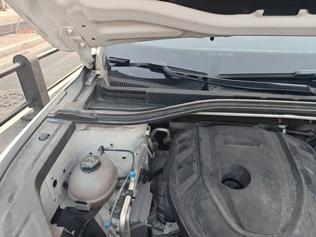 Geely Haoyue L — миниатюра 20