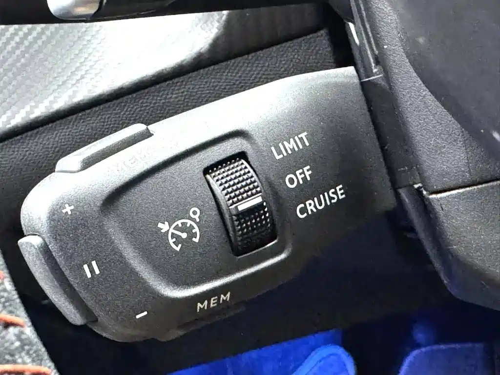 Peugeot 2008 - фото 14