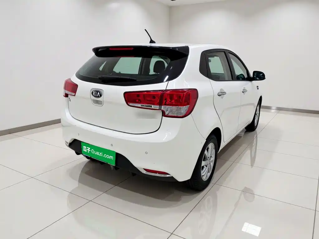 Kia K2 — миниатюра 6
