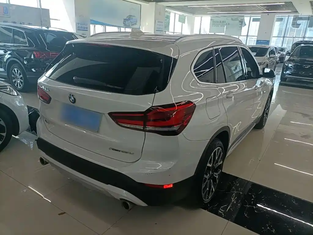 BMW X1 — миниатюра 7