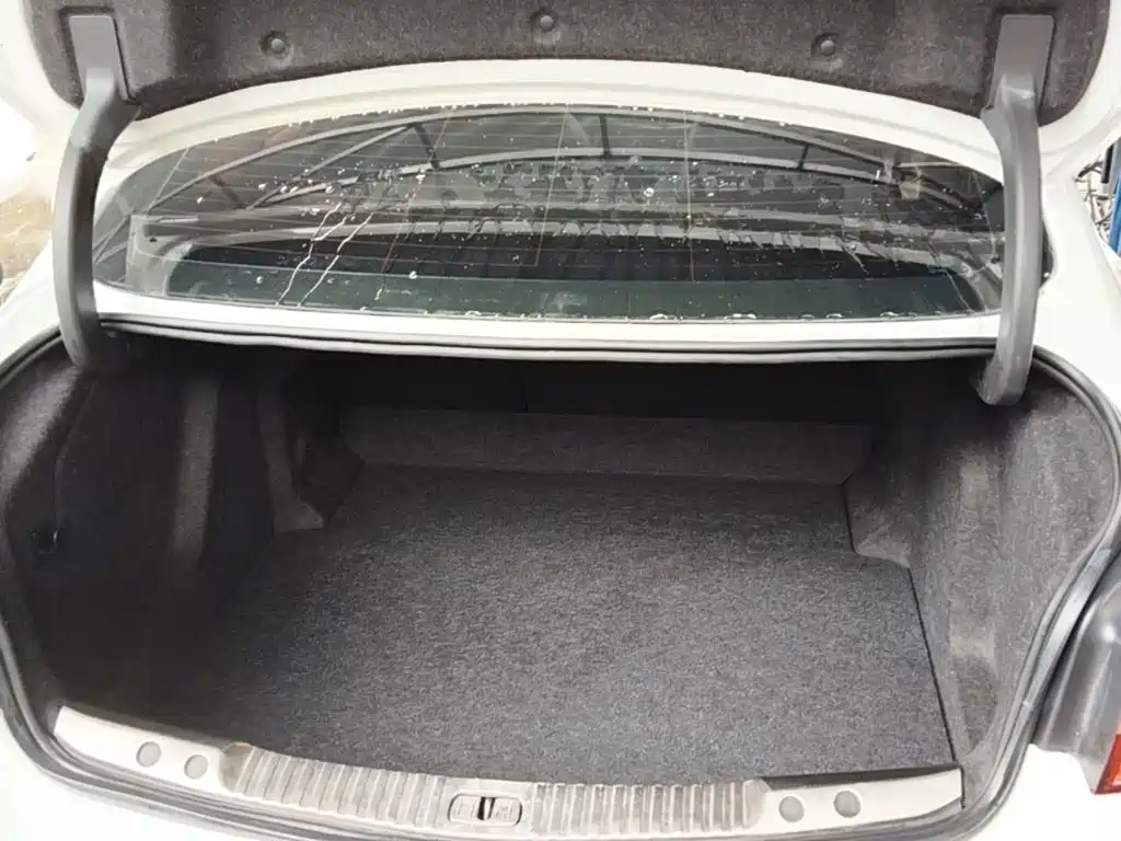 Buick Verano — миниатюра 19